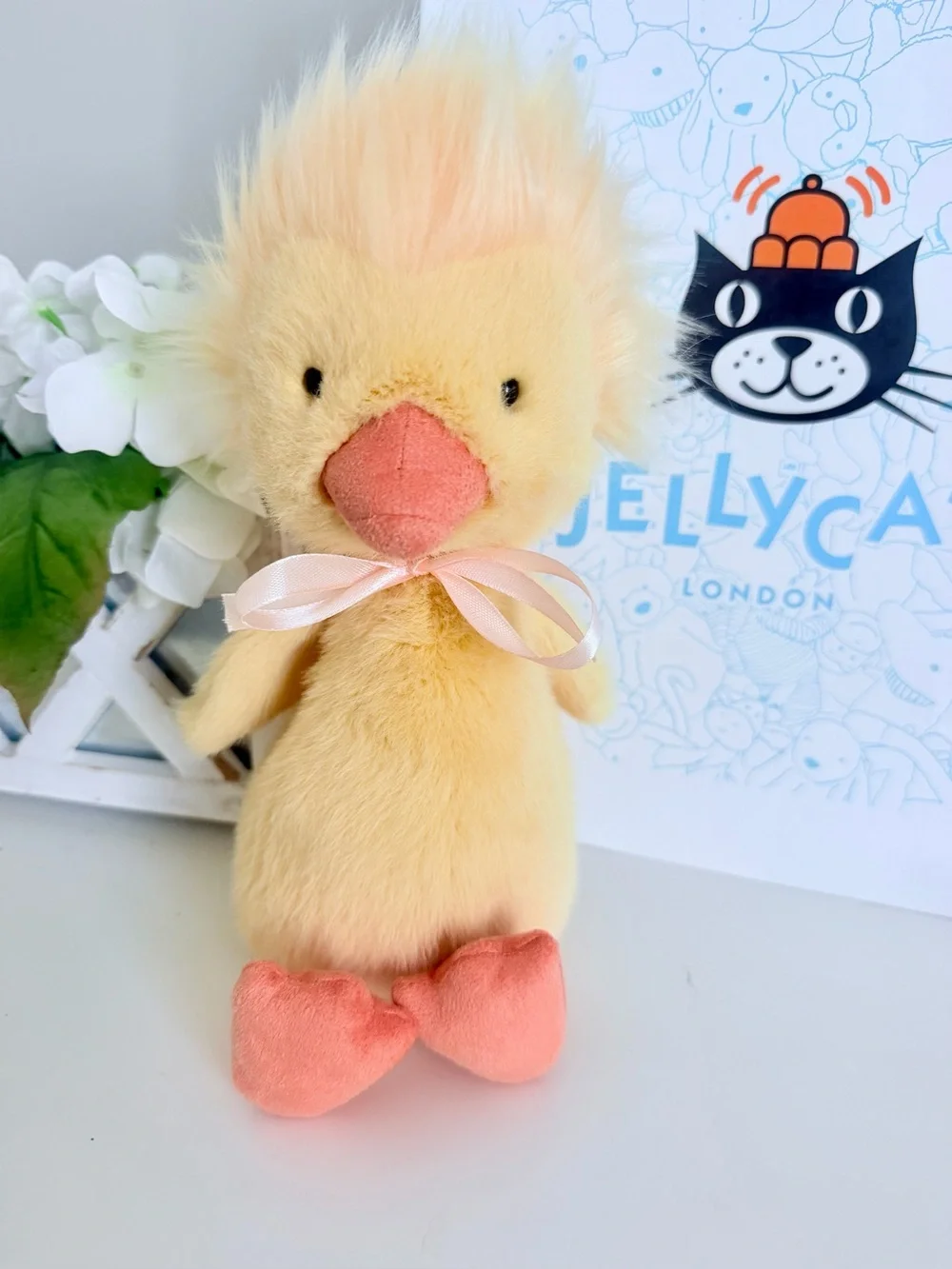 Jellycat Dorit Duckling w/ Removable Bow - BNWT Fast Shipping!
